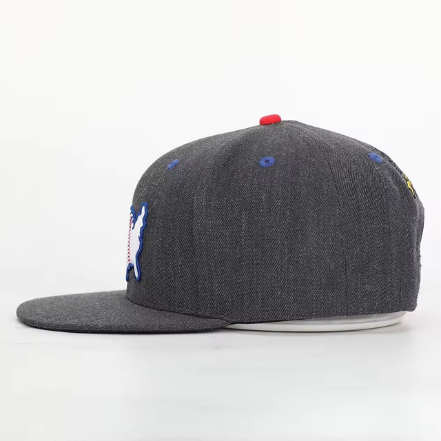 Promotional Premium 100% Cotton 3D Embroidery Cool Flat Brim Hip Hop Comfortable Custom Silk Screen Printing Snapback Hats