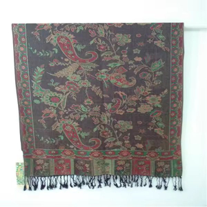 Custom Pashmina Scarf Factory Directly Soft Jacquard Woven Wrap High Quality Tassel Scarf for Women
