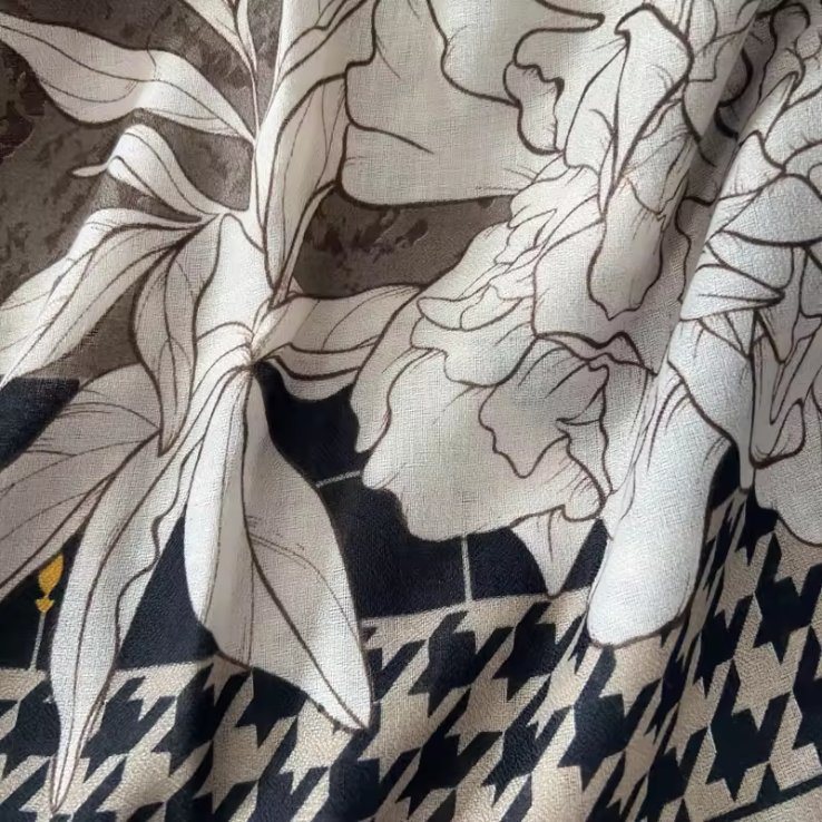 Top Sale Autumn and Spring Women Floral Printed Long Scarf Custom Design Voile Very Soft Scarf Shawls Hijab