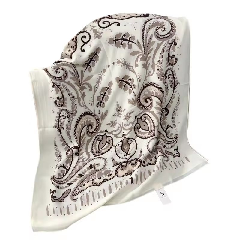 Hot Sale Wholesale Women Letters F Printed Long Scarf Shawls High Quality Very Soft Hijab Scarves