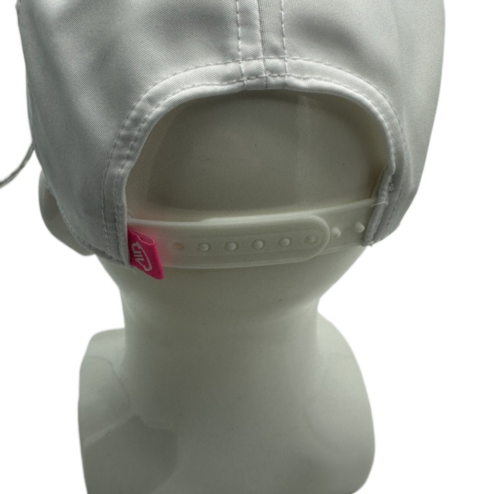 Custom High Quality Mens Water Resistant Laser Cutting Hole 6 Panel Perforated Hat, White 3D Embroidery Sports Baseball Cap