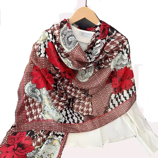Newest Long Large Scarf Luxury Geometry Pattern Printing Cotton Head Scarf Wrap Beach Shawl Hijab