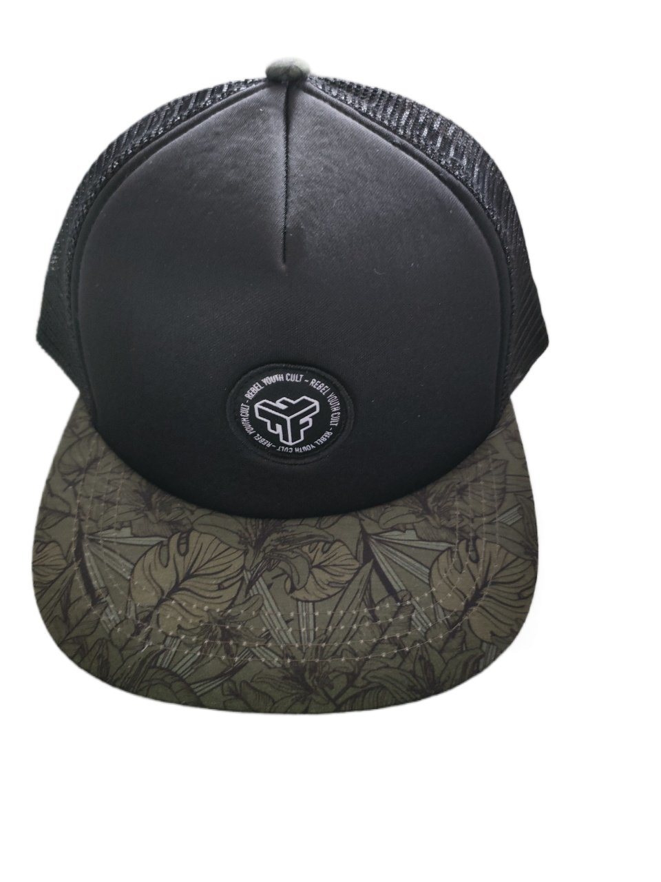 Cheap Wholesale Mens Custom Two Tone White 5 Panel Structured Logo Embroidery Trucker Mesh Cap Hat