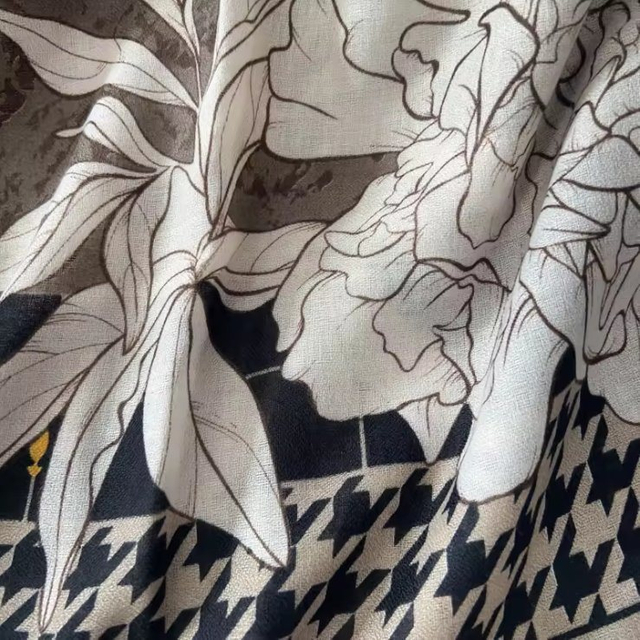 Autumn and Spring Women Houndstooth and Chain Printed Long Scarf Custom Voile Very Soft Felling Long Scarf Shawls Hijab