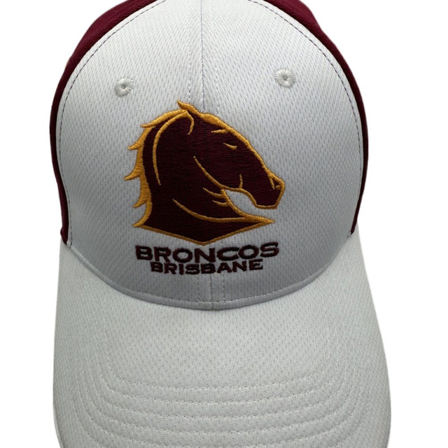 Custom High Quality 6 Panel Women Embroidered Dry Fit Sport Pink Baseball Cap, Waterproof Laser Cut Perforated Gorras Dad Hat