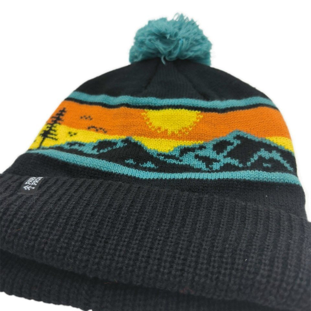 Custom OEM Acrylic Unisex Chunky Slouchy Comfortable Ski Sport Woman Warm Winter Knitted Beanies Hat with POM POM