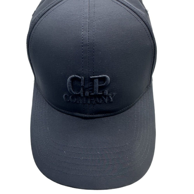 Wholesale Custom High Quality Men 5 Panel White Polyester Baseball Cap Rubber Logo Waterproof Laser Cut Hole Perforated Dad Hat