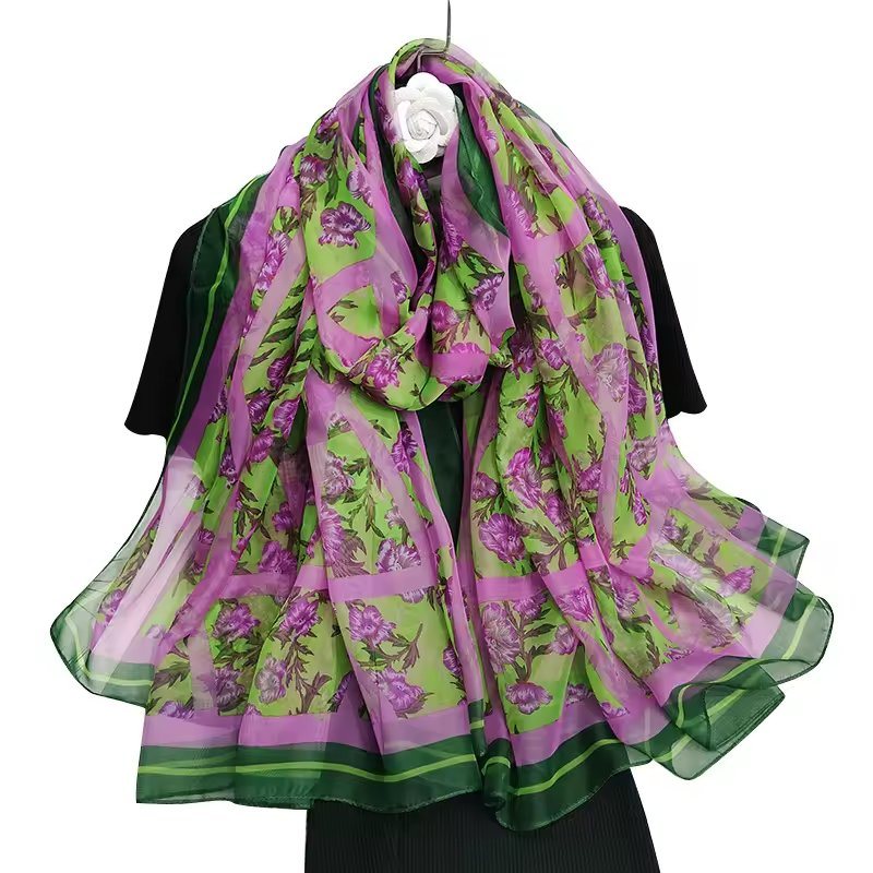 Newest Custom High Quality Soft Satin Silk Printing Long Head Scarves Women Luxury Designer Silk Scarf with Chain Pattern