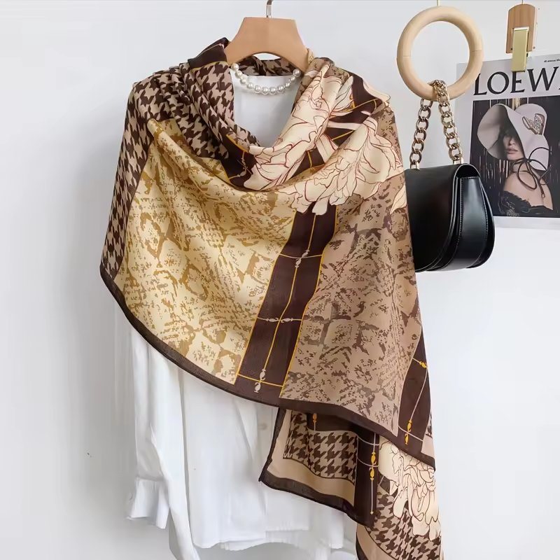 Hot Sale Spring Summer Lightweight Cotton Viscose Long Scarf Grids Printing Beach Long Scarf Wrap